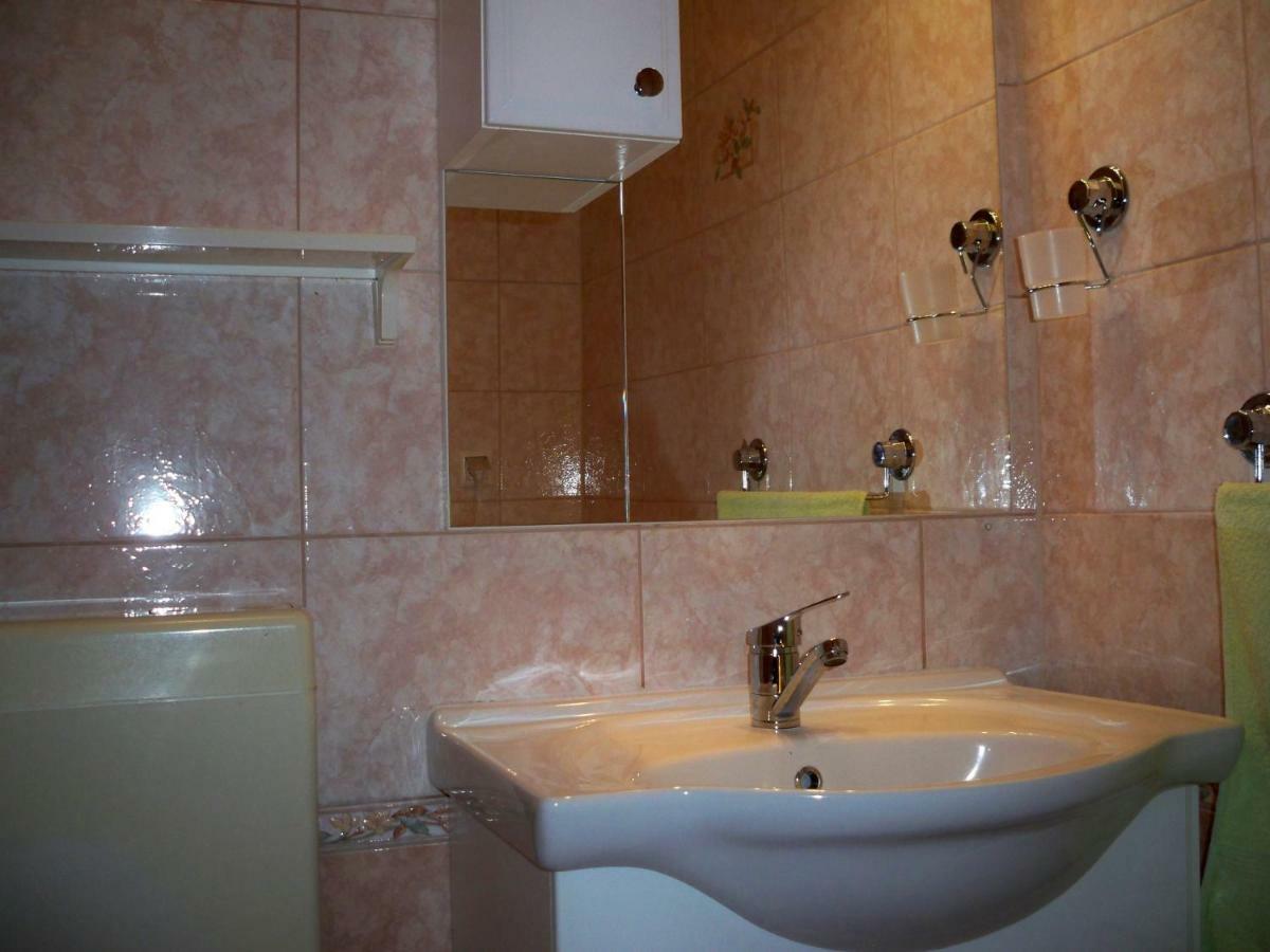 Apartmani Perkovic Baška Voda Екстериор снимка